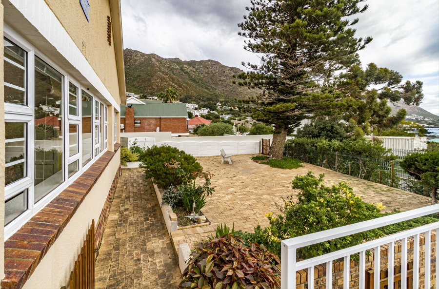 3 Bedroom Property for Sale in Gordons Bay Village Western Cape